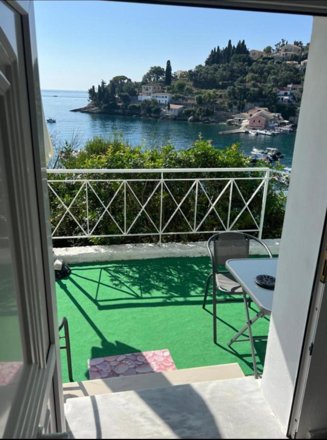 Aronis Spyros Panoramic Seaview Apartments Longós Rom bilde