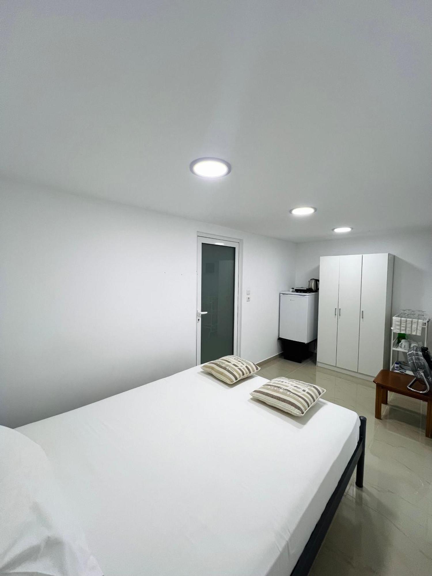 Aronis Spyros Panoramic Seaview Apartments Longós Rom bilde
